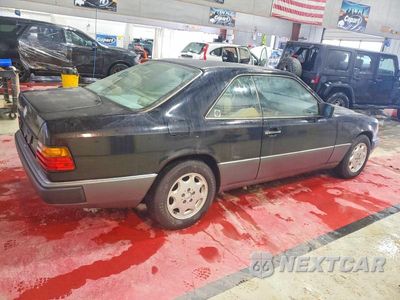 Trzecie zdjęcie samochodu z tyłu: 1990 MERCEDES-BENZ 300 CE VIN:WDBEA51E0LB264868 - miniatura