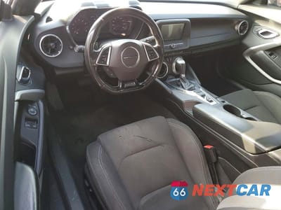 Zdjęcie 8 z 12 samochodu: 2017 CHEVROLET CAMARO LT VIN:1G1FB1RX5H0164584 - miniatura