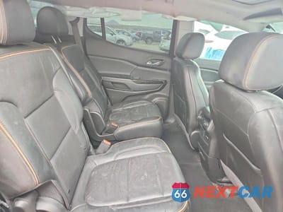 Zdjęcie 11 z 12 samochodu: 2021 GMC ACADIA AT4 VIN:1GKKNLLS5MZ179683 - miniatura