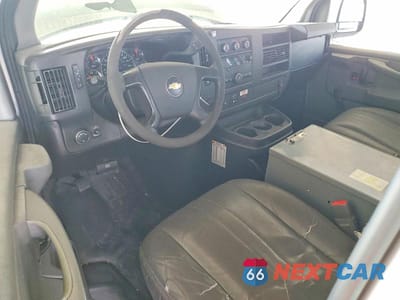 Zdjęcie 8 z 12 samochodu: 2012 CHEVROLET EXPRESS 2500 UTILITY / SERVICE VAN VIN:1GCWGFCB3C1107824 - miniatura