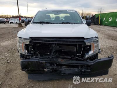Piąte zdjęcie samochodu w środku: 2018 FORD F150 SUPER CAB VIN:1FTEX1CB2JFA33097 - miniatura