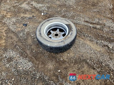 Zdjęcie 12 z 12 samochodu: 2008 GMC SIERRA K1500 VIN:3GTEK13J18G291870 - miniatura