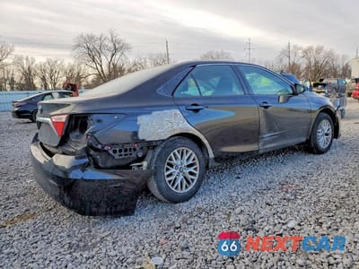 Trzecie zdjęcie samochodu z tyłu: 2017 TOYOTA CAMRY LE VIN:4T1BF1FK4HU327443 - miniatura