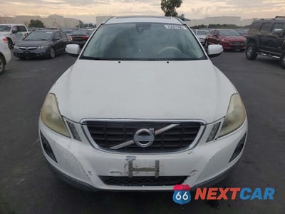 Piąte zdjęcie samochodu w środku: 2010 VOLVO XC60 T6 VIN:YV4992DZ9A2020140 - miniatura