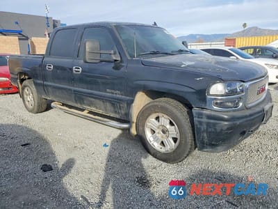 Czwarte zdjęcie samochodu z boku: 2006 GMC SIERRA K1500 DENALI VIN:2GTEK63N561188361 - miniatura