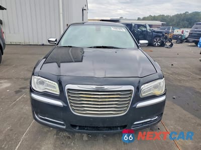 Piąte zdjęcie samochodu w środku: 2020 CHRYSLER 300 LIMITED VIN:2C3CCAEG9LH124398 - miniatura