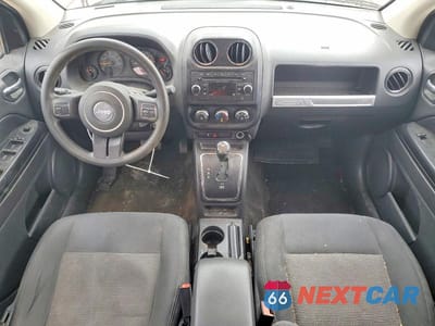 Zdjęcie 8 z 12 samochodu: 2016 JEEP COMPASS SPORT VIN:1C4NJCBA2GD615484 - miniatura