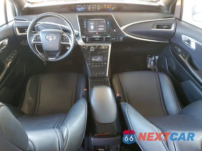 Zdjęcie 8 z 11 samochodu: 2017 TOYOTA MIRAI VIN:JTDBVRBD7HA001490 - miniatura