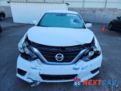 Piąte zdjęcie samochodu w środku: 2018 NISSAN ALTIMA 2.5 VIN:1N4AL3AP8JC254800 - miniatura