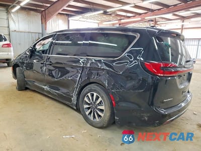 Drugie zdjęcie samochodu z przodu: 2024 CHRYSLER PACIFICA HYBRID SELECT VIN:2C4RC1S74RR130607 - miniatura