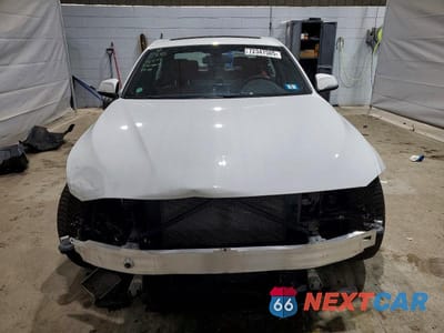 Piąte zdjęcie samochodu w środku: 2018 BMW 340 XI VIN:WBA8B7G58JNU95220 - miniatura