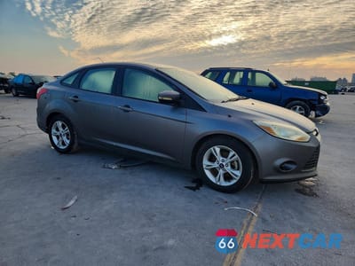 Czwarte zdjęcie samochodu z boku: 2014 FORD FOCUS SE VIN:1FADP3F26EL416945 - miniatura