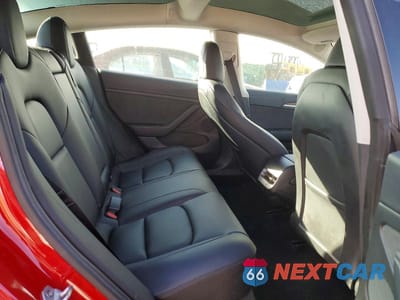 Zdjęcie 10 z 12 samochodu: 2022 TESLA MODEL 3 VIN:5YJ3E1EA3NF235829 - miniatura