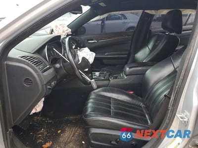 Zdjęcie 7 z 11 samochodu: 2021 CHRYSLER 300 S VIN:2C3CCABG7MH529276 - miniatura