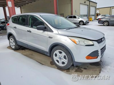 Czwarte zdjęcie samochodu z boku: 2016 FORD ESCAPE S VIN:1FMCU0F79GUA09588 - miniatura