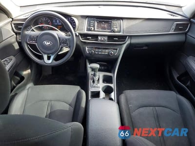 Zdjęcie 8 z 12 samochodu: 2017 KIA OPTIMA LX VIN:KNAGT4L3XH5147554 - miniatura