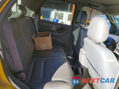 Zdjęcie 10 z 11 samochodu: 2002 FORD ESCAPE XLT VIN:1FMCU041X2KD85090 - miniatura