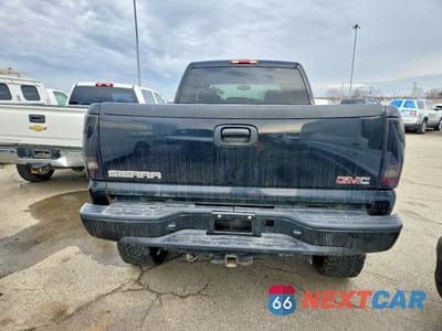 Zdjęcie 6 z 12 samochodu: 2003 GMC SIERRA K2500 HEAVY DUTY VIN:1GTHK23U63F113685 - miniatura