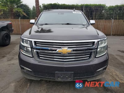 Piąte zdjęcie samochodu w środku: 2016 CHEVROLET SUBURBAN K1500 LTZ VIN:1GNSKJKC6GR101203 - miniatura