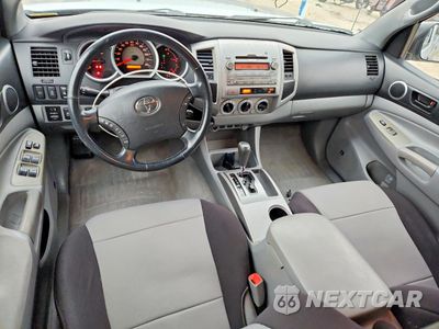Zdjęcie 8 z 12 samochodu: 2009 TOYOTA TACOMA DOUBLE CAB PRERUNNER VIN:3TMJU62N49M079168 - miniatura
