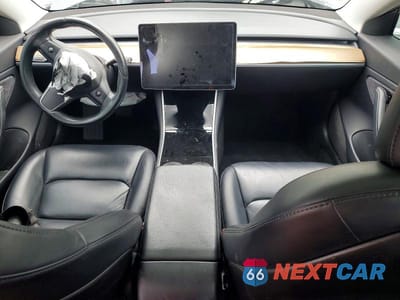 Zdjęcie 8 z 12 samochodu: 2018 TESLA MODEL 3 VIN:5YJ3E1EA8JF047723 - miniatura