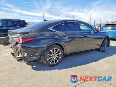 Trzecie zdjęcie samochodu z tyłu: 2022 LEXUS ES VIN:58ADA1C14NU021074 - miniatura