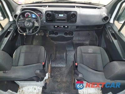 Zdjęcie 8 z 12 samochodu: 2023 MERCEDES BENZ SPRINTER 2500 VIN:W1Y4KBHY0PP554993 - miniatura