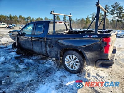 Drugie zdjęcie samochodu z przodu: 2021 CHEVROLET SILVERADO K1500 CUSTOM VIN:1GCRYBEH5MZ104298 - miniatura