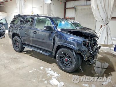 Czwarte zdjęcie samochodu z boku: 2024 TOYOTA 4RUNNER SR5/SR5 PREMIUM VIN:JTENU5JR9R6259273 - miniatura
