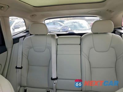 Zdjęcie 10 z 12 samochodu: 2022 VOLVO XC60 B5 INSCRIPTION VIN:YV4L12DL1N1960985 - miniatura