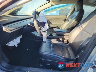 Zdjęcie 7 z 11 samochodu: 2018 TESLA MODEL 3 VIN:5YJ3E1EA1JF016538 - miniatura