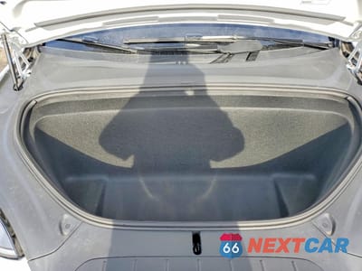 Zdjęcie 11 z 12 samochodu: 2022 TESLA MODEL X VIN:7SAXCAE57NF362905 - miniatura