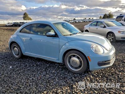 Czwarte zdjęcie samochodu z boku: 2012 VOLKSWAGEN BEETLE VIN:3VWJP7AT8CM606520 - miniatura