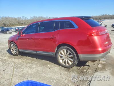 Drugie zdjęcie samochodu z przodu: 2011 LINCOLN MKT VIN:2LMHJ5FR2BBJ54682 - miniatura
