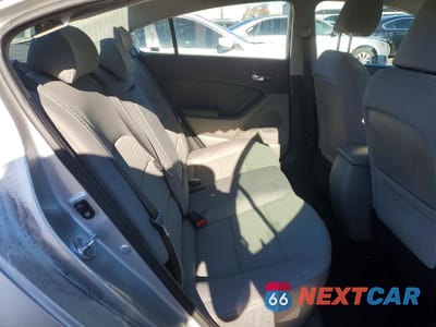 Zdjęcie 10 z 12 samochodu: 2014 KIA FORTE LX VIN:KNAFX4A66E5166000 - miniatura
