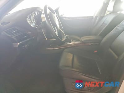 Zdjęcie 7 z 13 samochodu: 2011 BMW X5 XDRIVE35I VIN:5UXZV4C51BL400043 - miniatura
