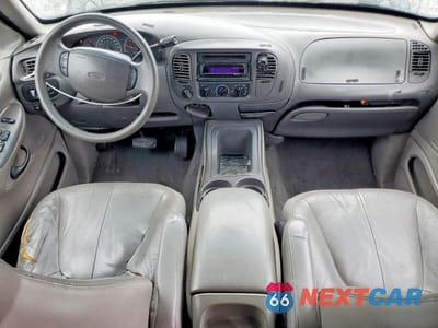Zdjęcie 8 z 13 samochodu: 1999 FORD EXPEDITION VIN:1FMPU18L1XLC02938 - miniatura