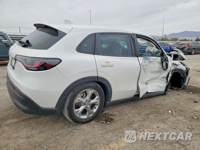 Trzecie zdjęcie samochodu z tyłu: 2024 HONDA HR-V LX VIN:3CZRZ1H34RM724697 - miniatura