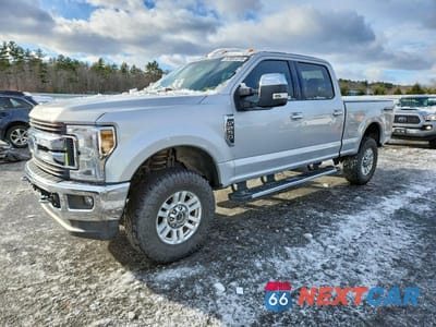 2018 FORD F250 SUPER DUTY 1FT7W2B69JEB61171 - główne zdjęcie licytacji z USA - miniatura