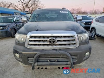 Piąte zdjęcie samochodu w środku: 2010 TOYOTA SEQUOIA LIMITED VIN:5TDJW5G1XAS032838 - miniatura