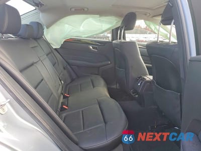 Zdjęcie 10 z 13 samochodu: 2016 MERCEDES-BENZ E 350 4MATIC VIN:WDDHF8JB3GB241622 - miniatura