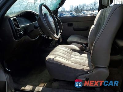 Zdjęcie 7 z 13 samochodu: 2000 TOYOTA TACOMA XTRACAB VIN:4TAWM72N0YZ614503 - miniatura