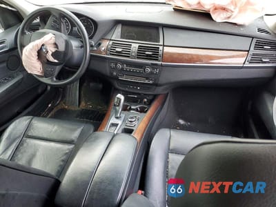 Zdjęcie 8 z 13 samochodu: 2012 BMW X5 XDRIVE35I VIN:5UXZV4C51CL746417 - miniatura