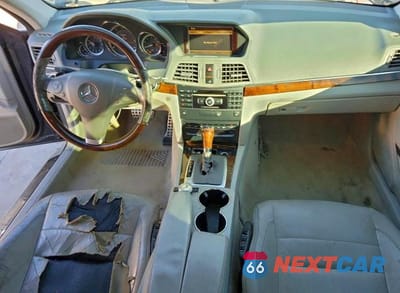 Zdjęcie 8 z 11 samochodu: 2011 MERCEDES-BENZ E 350 VIN:WDDKJ5GB4BF076207 - miniatura