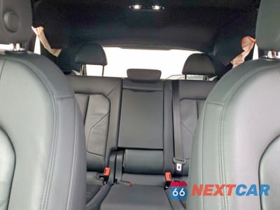 Zdjęcie 10 z 12 samochodu: 2020 AUDI Q3 PREMIUM PLUS VIN:WA1BECF31L1102509 - miniatura