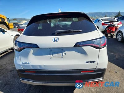 Zdjęcie 6 z 14 samochodu: 2024 HONDA HR-V SPORT VIN:3CZRZ1H57RM718510 - miniatura