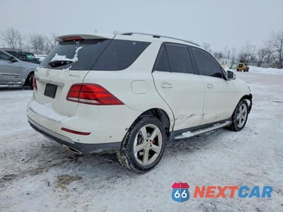 Trzecie zdjęcie samochodu z tyłu: 2016 MERCEDES-BENZ GLE 350 4MATIC VIN:4JGDA5HB9GA725193 - miniatura