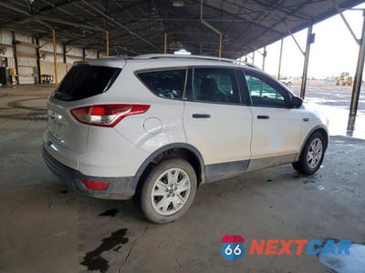 Trzecie zdjęcie samochodu z tyłu: 2013 FORD ESCAPE S VIN:1FMCU0F71DUB56693 - miniatura
