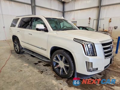 Czwarte zdjęcie samochodu z boku: 2015 CADILLAC ESCALADE LUXURY VIN:1GYS4MKJ2FR690519 - miniatura