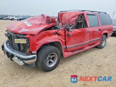 1993 CHEVROLET SUBURBAN C1500 1GNEC16K6PJ304389 - główne zdjęcie licytacji z USA - miniatura